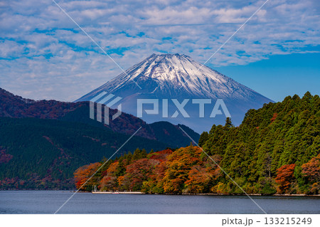 【神奈川県】芦ノ湖・元箱根から見る富士山 【神奈川県】芦ノ湖・元箱根から見る富士山 133215249
