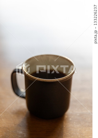 陽のあたるホットコーヒー_縦 陽のあたるホットコーヒー_縦 133226237