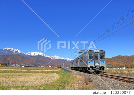 大糸線 冠雪した北アルプス 大糸線 冠雪した北アルプス 133230077