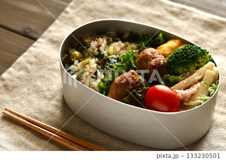 ピーマンの肉詰め弁当 ピーマンの肉詰め弁当 133230501