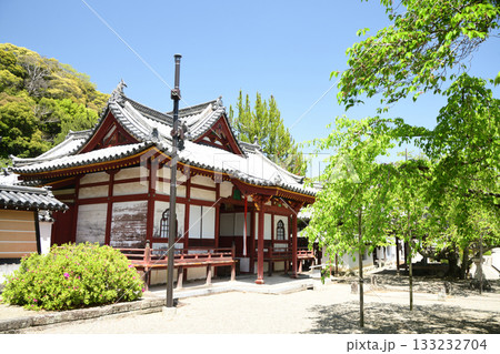 粉河寺童男堂　【和歌山県紀の川市】 133232704