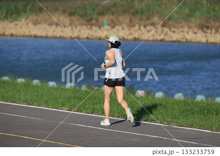 ランニング ランニング 133233759