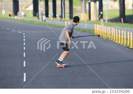 スケートボード 133234200