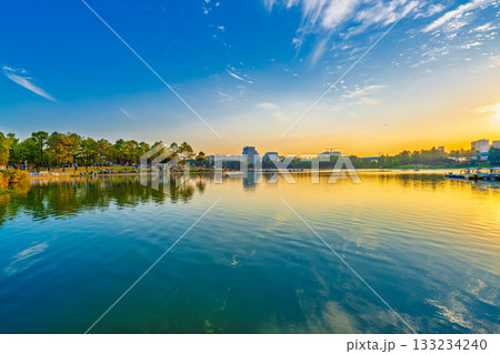 夕日 日没 夕焼け 133234240