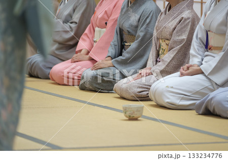 茶道における前座のお点前 - 表千家 133234776