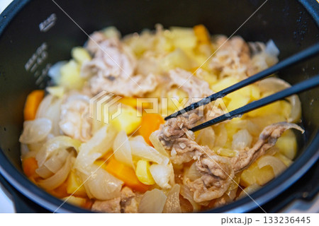 肉じゃが 133236445