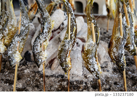 鮎の炭焼き 133237180