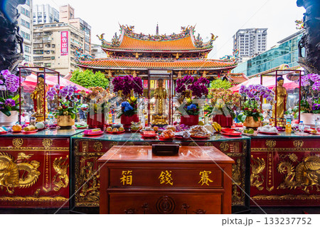 龍山寺　台湾　台北　台湾旅行 133237752