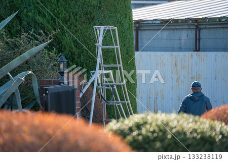 Japanese Gardener Japanese Gardener 133238119
