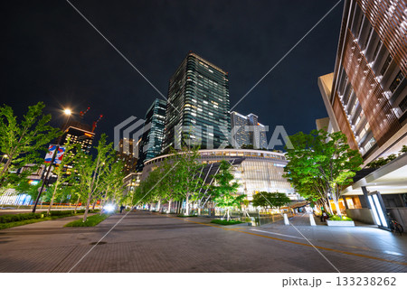 梅田の街並み 133238262