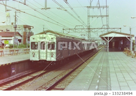 東急8000系、8004-8104-8202-8103-8003、宮崎台、1979年7月10日 東急8000系、8004-8104-8202-8103-8003、宮崎台、1979年7月10日 133238494