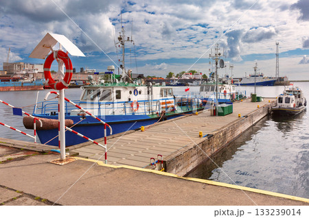Pilot boats at the port in Gdynia, Poland 133239014