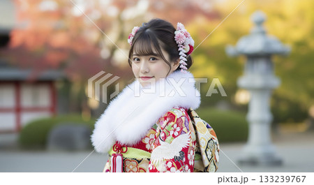 振袖がよく似合う日本人女性　成人式 133239767