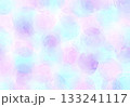 水彩薄青紫水玉背景 133241117