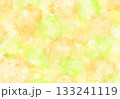 黄緑色の水彩テクスチャ背景 133241119