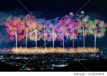 長岡大花火大会 フェニックス 千輪 長岡大花火大会 フェニックス 千輪 133241844