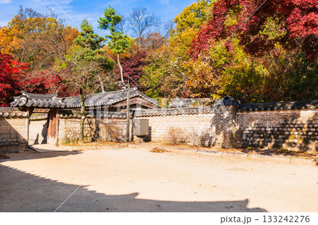 秋のソウル　昌徳宮　後苑 133242276