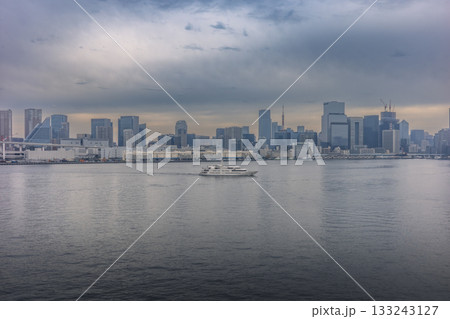 東京レインボーブリッジからの風景 133243127