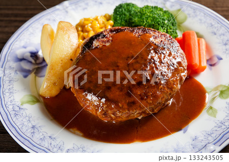 ハンバーグステーキ 133243505