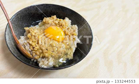 挽割り納豆たまごかけごはん（右余白） 133244553