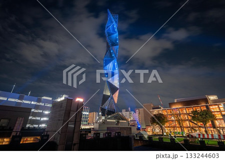 茨城県水戸市　アートタワーのブルーライトアップ 133244603