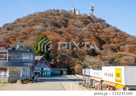 紅葉の筑波山　登山風景 133245160