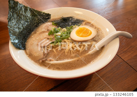 ヌードル 拉麺 麺 133246105