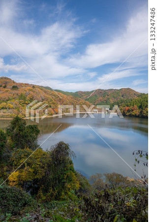 北茨城市　花園渓谷の紅葉 133247486