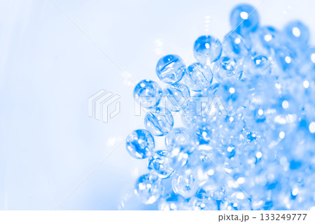 ガラス玉・キラキラ 背景素材 133249777
