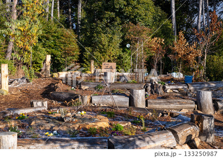 冬の双ヶ丘　二の丘の頂上　京都府京都市右京区 133250987