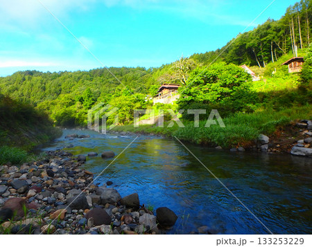 開田高原は夏の終わり、末川に残る釣り人の記憶 133253229