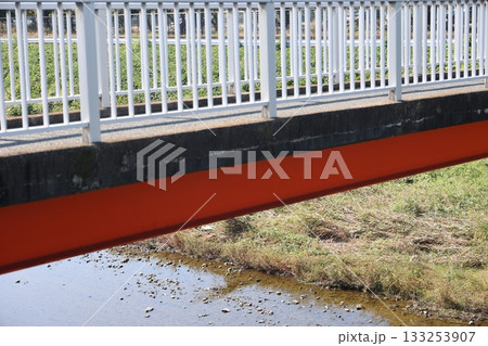 赤い鉄橋 133253907