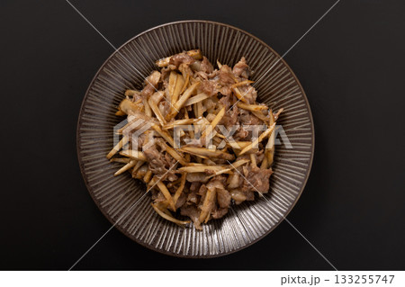 牛肉とごぼうの甘辛炒め 牛肉とごぼうの甘辛炒め 133255747