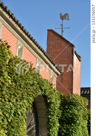 倉敷アイビースクエアの風見鶏 133256057