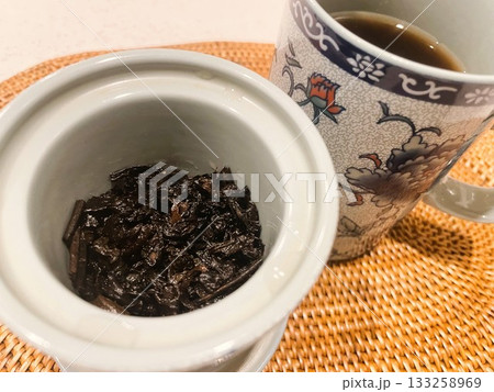 中国茶(古樹龍珠)をマグカップで愉しむ5 中国茶(古樹龍珠)をマグカップで愉しむ5 133258969