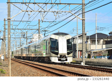 鉄道 私鉄:東武伊勢崎線 特急リバティけごん14号+きぬ114号 500系 鉄道 私鉄:東武伊勢崎線 特急リバティけごん14号+きぬ114号 500系 133261440