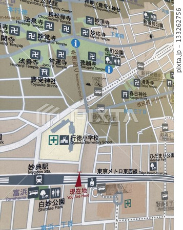 東京メトロ東西線の妙典駅 東京メトロ東西線の妙典駅 133262756