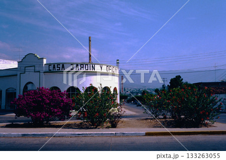 メキシコの街角 メキシコの街角 133263055