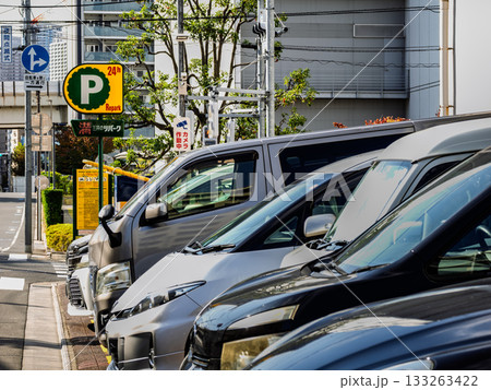 有料駐車場(コインパーキング)の満車表示 有料駐車場(コインパーキング)の満車表示 133263422