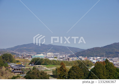 兵庫県南あわじ市 広田梅林ふれあい公園から国道28号沿いの風景を望む 兵庫県南あわじ市 広田梅林ふれあい公園から国道28号沿いの風景を望む 133266367