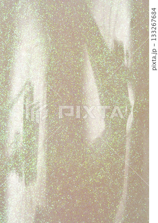 Clear glue with iridescent glitter 133267684