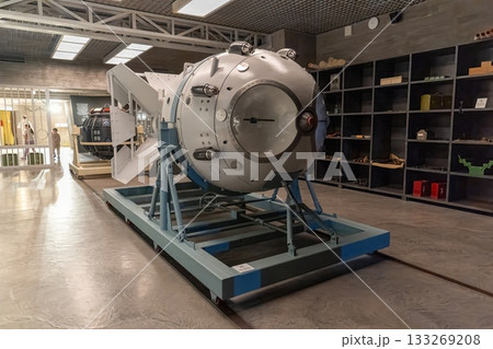 A mock-up of the atomic bomb in the museum 133269208