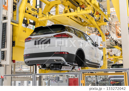 A new white crossover SUV body 133272042
