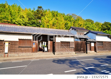 松江市 塩見縄手　田部美術館の景観 133272575