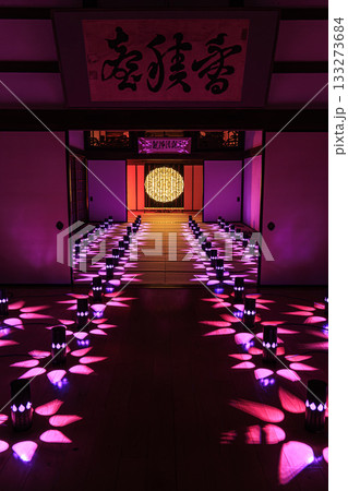 あんじんの灯ー岐阜県関市の龍泰寺を彩る幻想的ライトアップアートインスタレーション 133273684