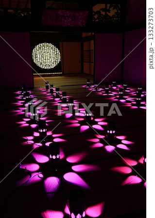 あんじんの灯ー岐阜県関市の龍泰寺を彩る幻想的ライトアップアートインスタレーション 133273703