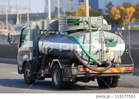 バキュームカー 133277501