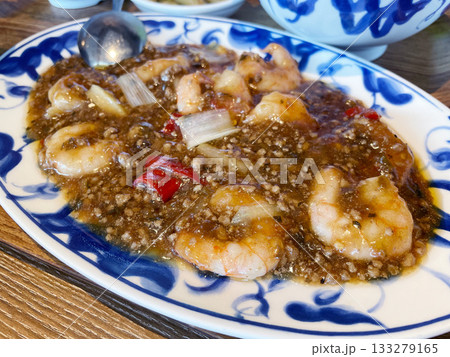 四川料理の本格エビチリ 乾焼蝦仁 スパイシーな炒め海老 四川料理の本格エビチリ 乾焼蝦仁 スパイシーな炒め海老 133279165