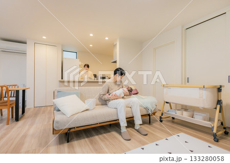 赤ちゃんのいる暮らし 133280058