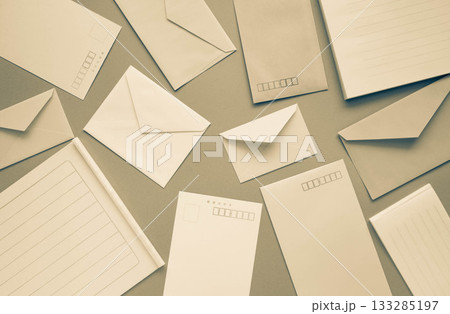 便箋封筒とハガキ　季節の便り　挨拶状 133285197